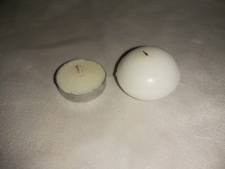 Can Regular Tealight Candles Float In Water? Candleers