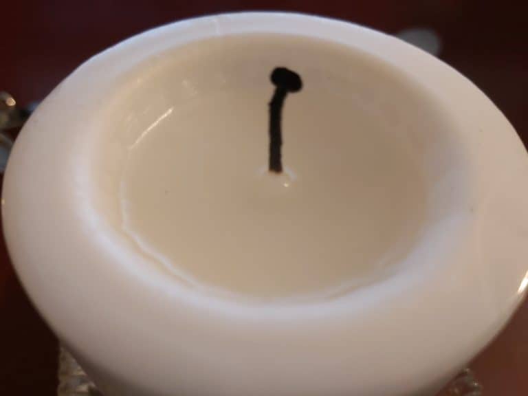 What Causes A Mushrooming Candle Wick and How Do You Fix It Candleers