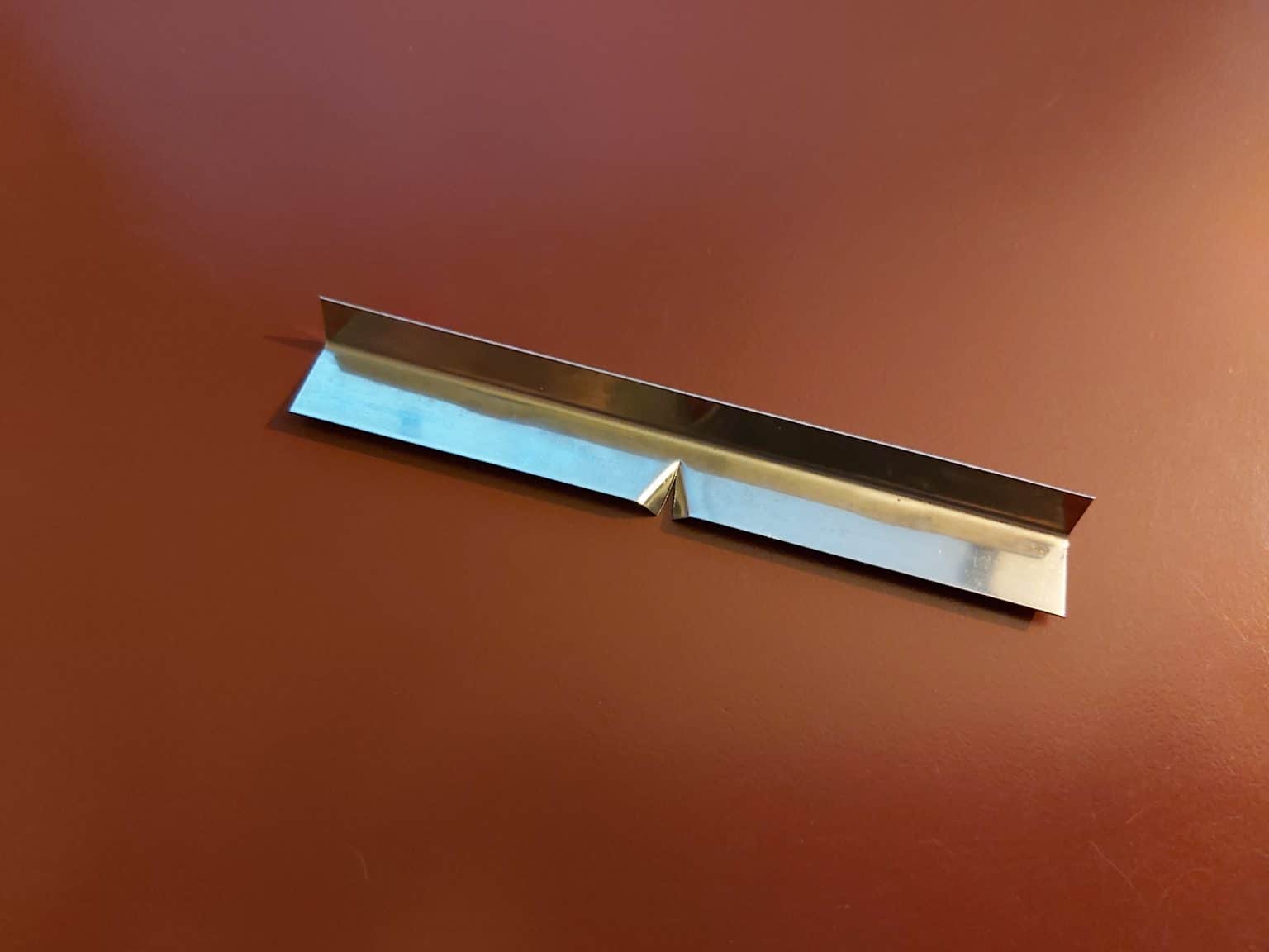 How To Keep Candle Wicks Straight (With Pictures) Candleers Candle Co