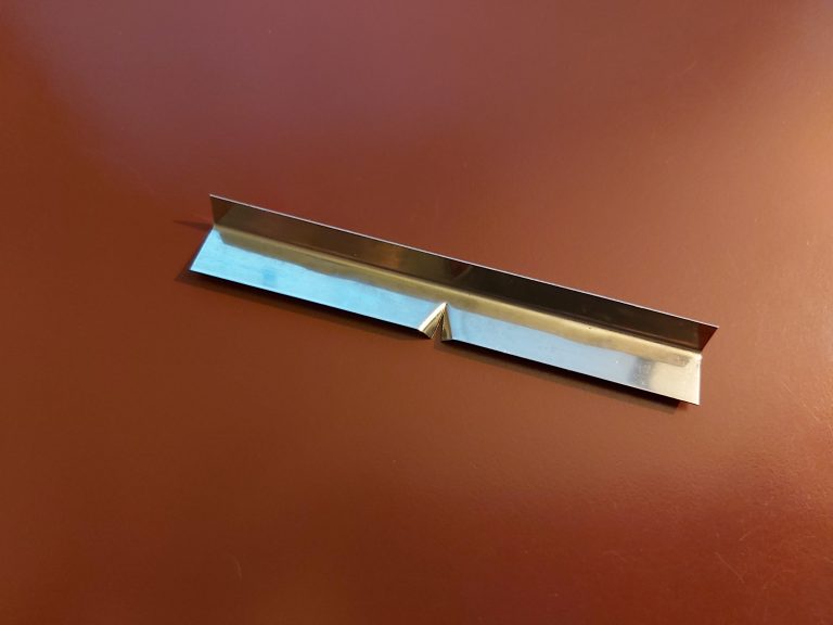 How To Keep Candle Wicks Straight (With Pictures) Candleers Candle Co