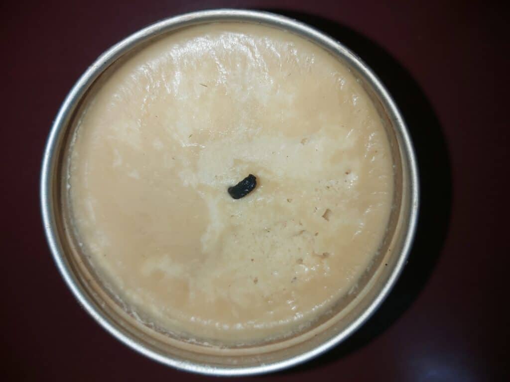 Soy Candle Lumpy Top