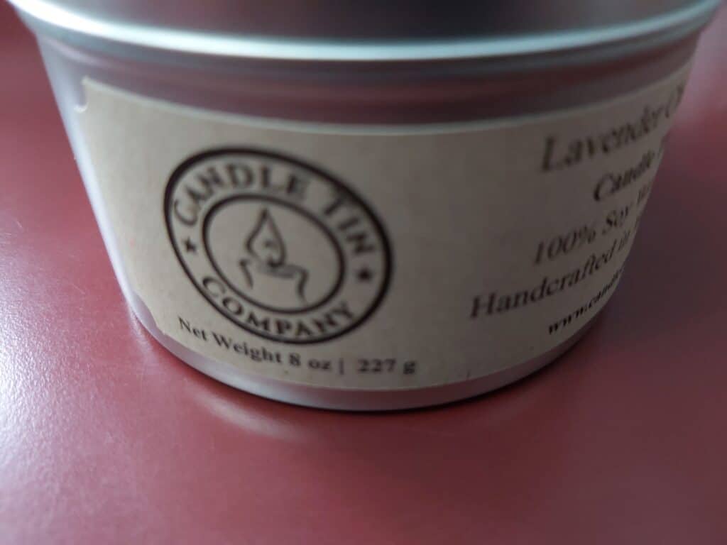 how much does a candle weigh